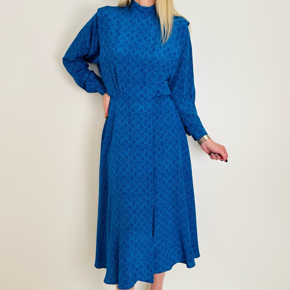 Vintage Liz Claiborne blue print long sleeve 100% silk midi dress - Picture 11 of 15